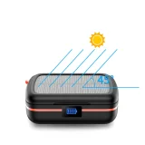 Vízálló TWS vezeték nélküli fülhallgató napelemes töltővel és 2500 mAh-s power bankkal, fekete 7