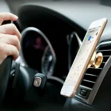 Mágneses autós telefon tartó szellőzőnyíláshoz, fekete 10