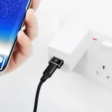 Kis USB-C–USB adapterdugó – fekete 11
