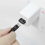 Kis USB-C–USB adapterdugó – fekete 8