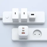 GaN 65 W 100–240 V-os fali töltő 2x USB-C és 1x USB-A csatlakozóval, fehér 10