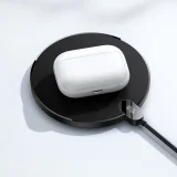 Digitális LED-kijelzős, 2. generációs, 15 W-os USB-C induktív töltő – fekete 9
