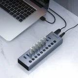 BT2U3-10AB hub 10 db USB-A porttal – szürke 3