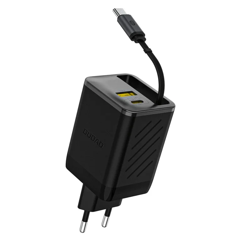 67 W-os GaN USB-A–USB-C fali töltő behúzható USB-C PD QC kábellel – fekete