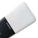 10000 mAh-s, 22,5 W-os LiPo power bank beépített USB-C és iPhone Lightning kábelekkel – fehér 4