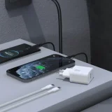 USB-A–USB-C fali töltő 35 W-os USB-C PD QC kábellel – fehér 3