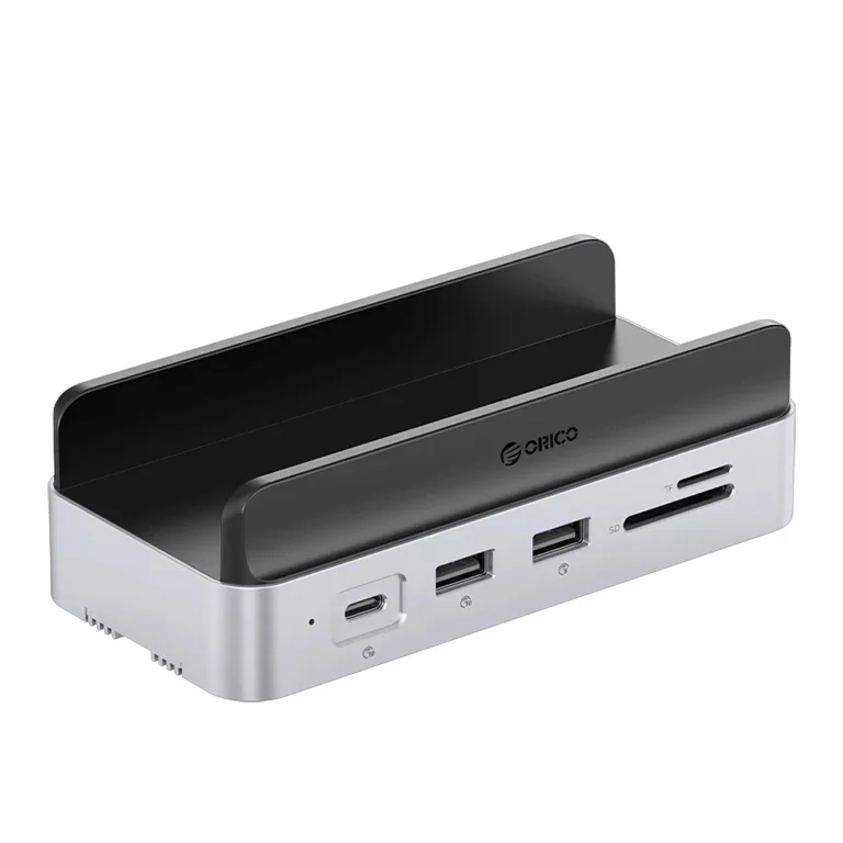 10-in-1 dokkolóállomás Mac minihez M.2 USB-C USB-A HDMI RJ45 SD/TF - ezüst