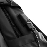 Repülőgépes utazási hátizsák laptop zsebbel, 20L, 40x20x25 cm - fekete 9