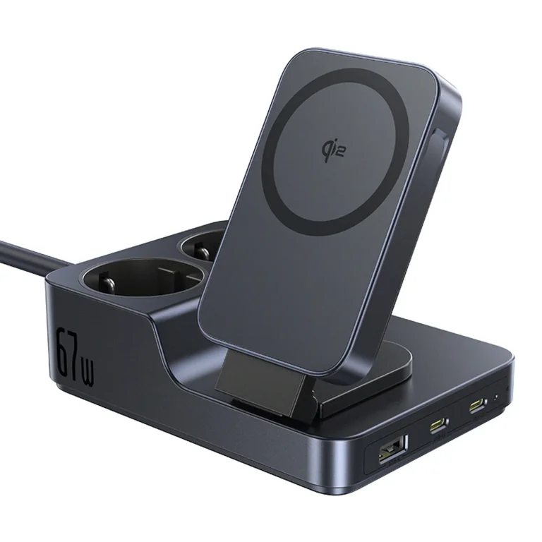 6 az 1-ben vezeték nélküli töltőállomás USB-A, USB-C, 2x AC csatlakozó, 67W - Fekete