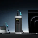 25 000 mAh-s USB-C és USB-A csatlakozóval ellátott, 210 W-os hordozható akkumulátor – fekete 8